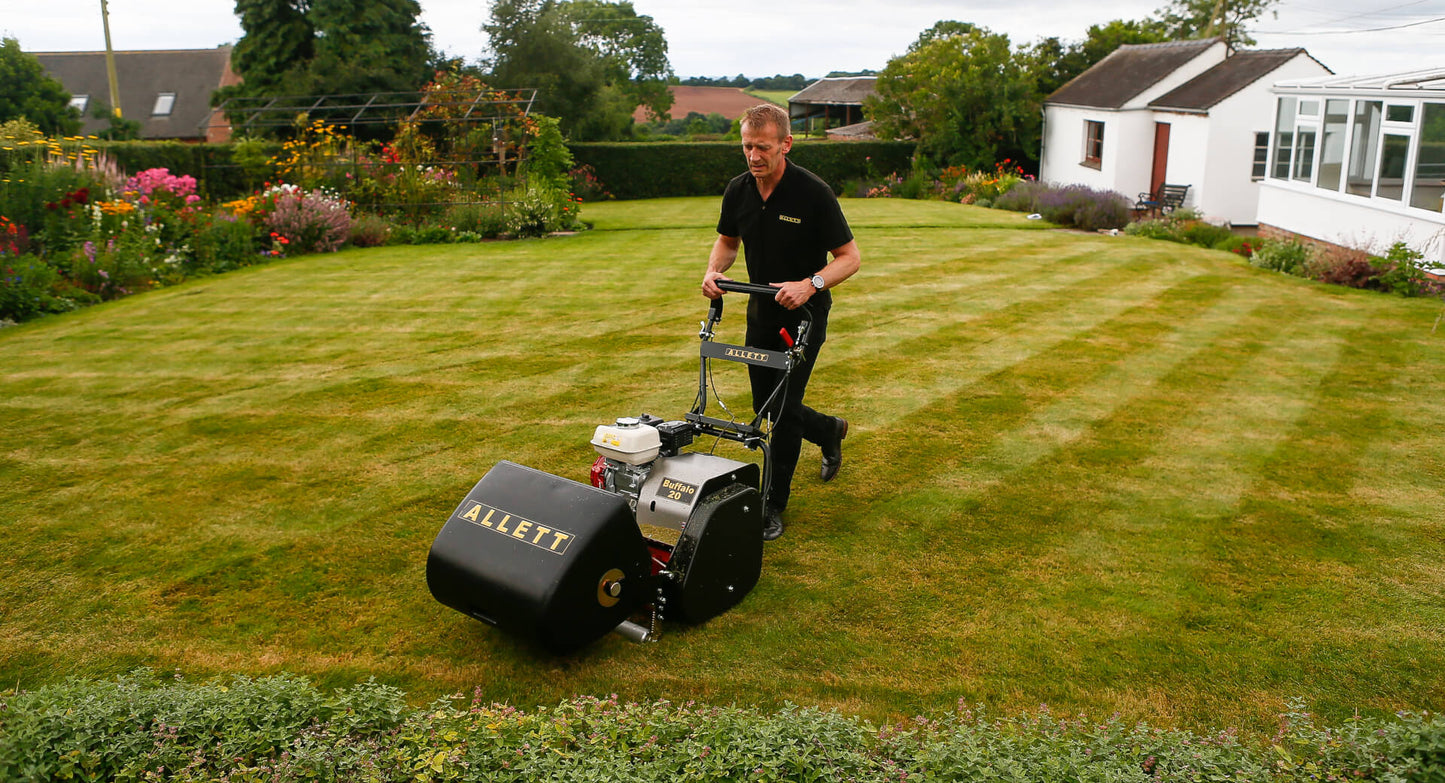 Allett Buffalo 24 Cylinder Mower