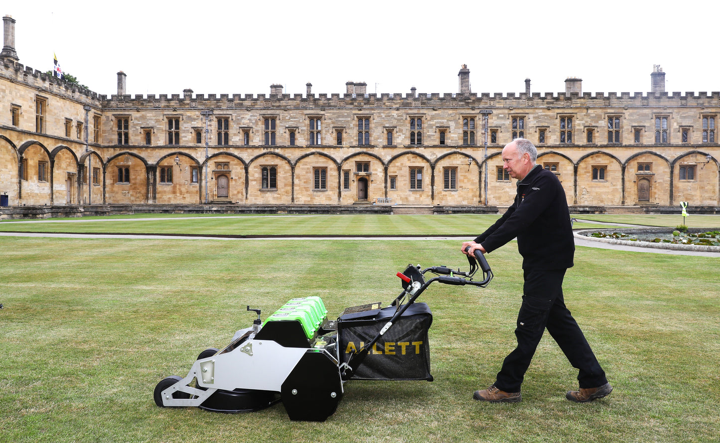 Allett Uplift 86/2 (UP86E/2) Evolution Stadium Rotary Mower