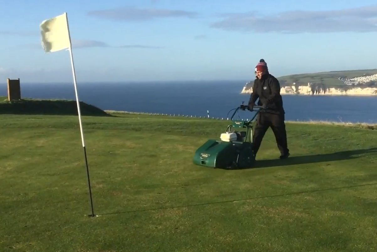 Load video: Another Allett Westminster 20H at Axe Cliff Golf Club Keeping Greens in Top Condition